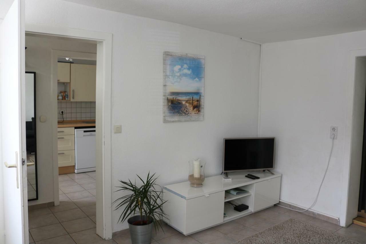 Kleines, Gemuetliches Haeuschen Apartment Monchengladbach Bagian luar foto